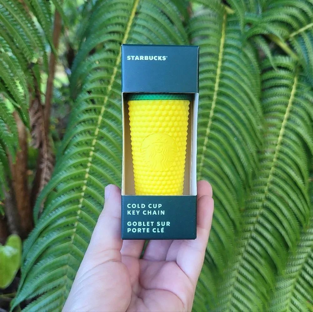 ✨️HP 3X✨️ Starbucks☕️ Hawaii🌺 Collection Studded Yellow💛 Pineapple🍍 Keychain